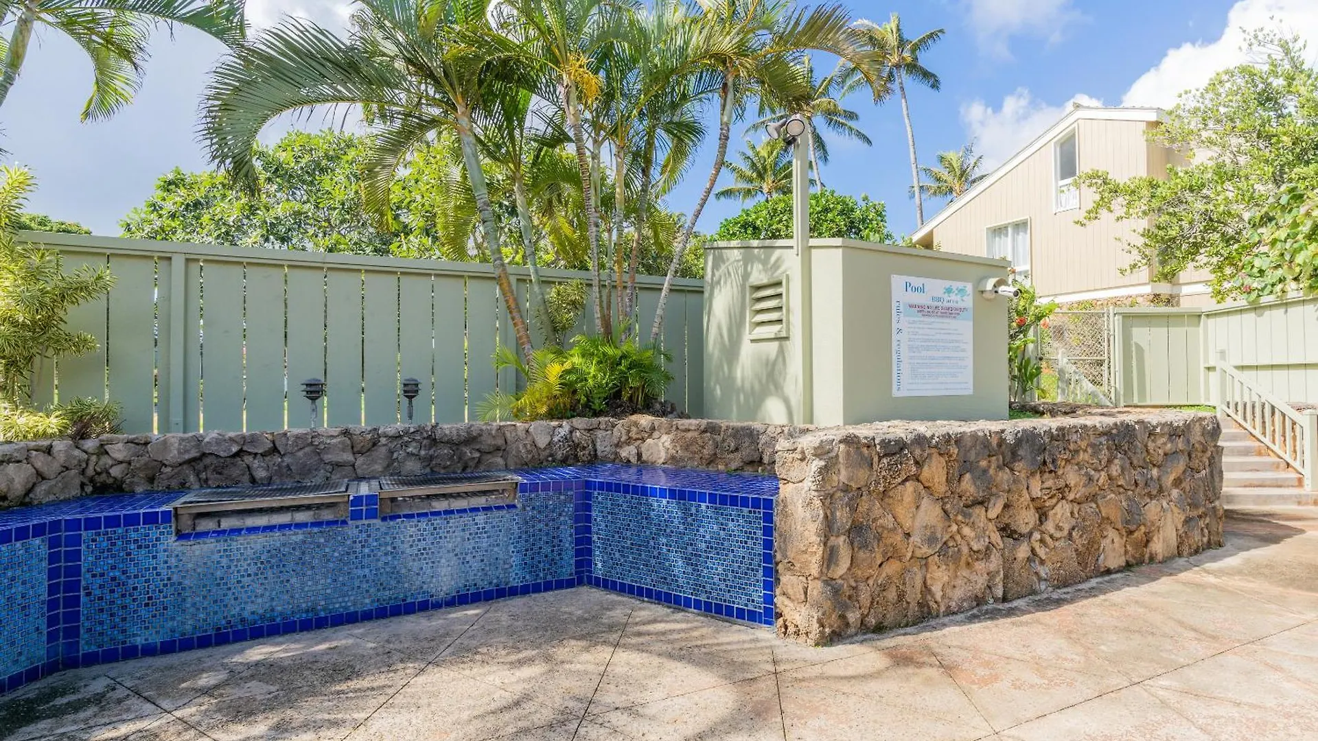 Apartment Makani Moana Loft - Golf Course View - North Shore - Sleeps 2 Kahuku