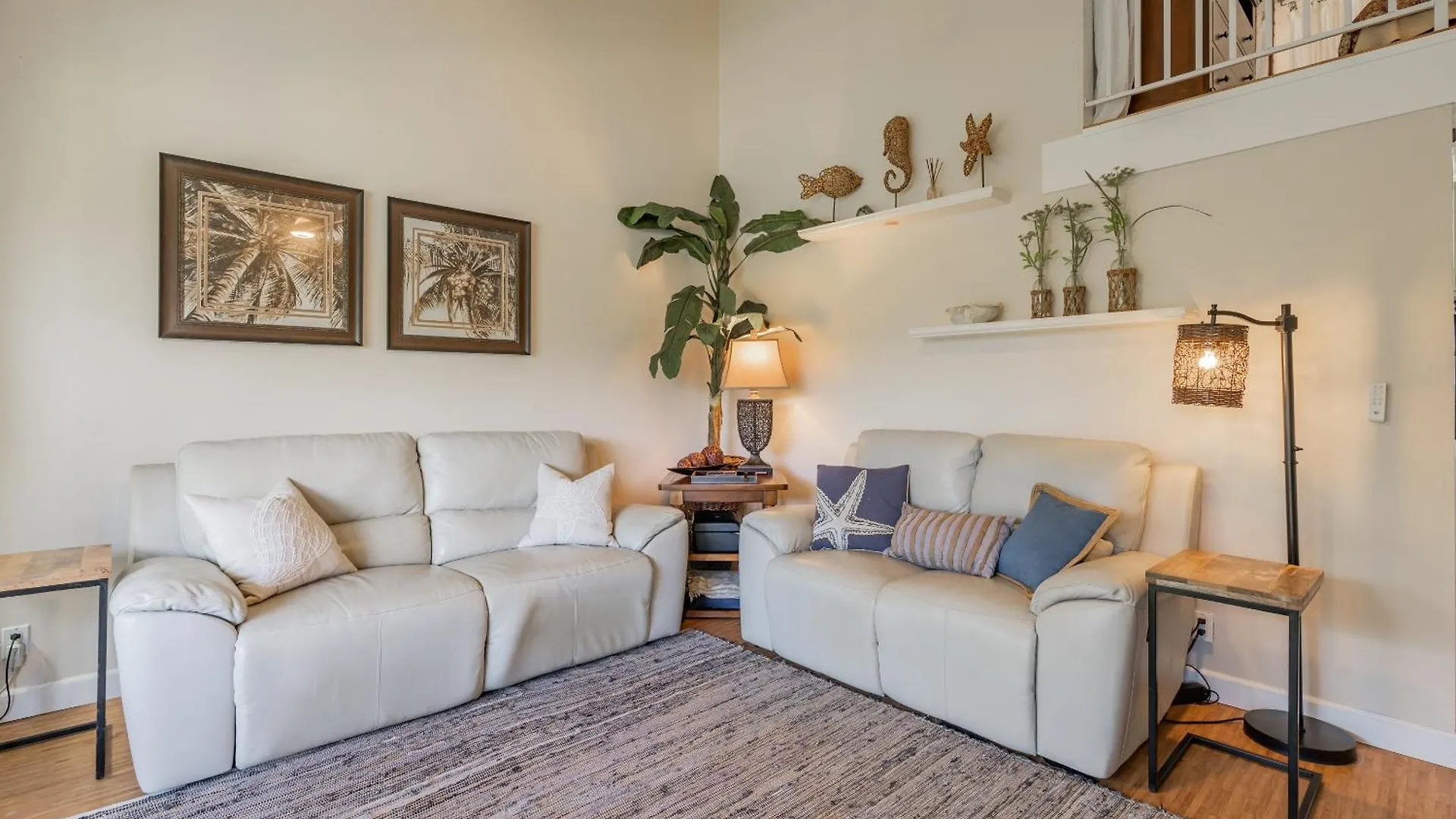 Makani Moana Loft - Golf Course View - North Shore - Sleeps 2 Kahuku